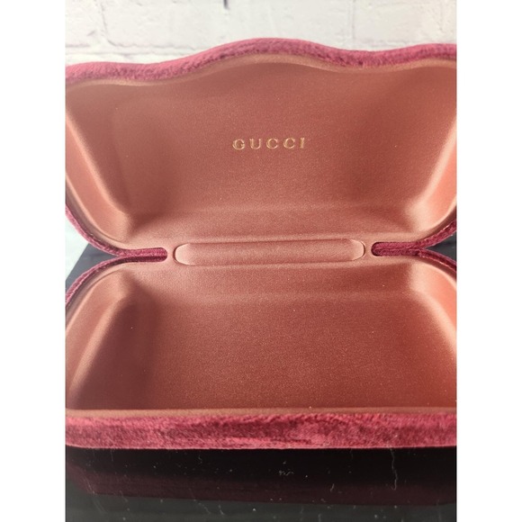 Gucci Velvet Sunglass Eyeglass Case Burgundy Red With Cleaning Cloth - Picture 3 of 4